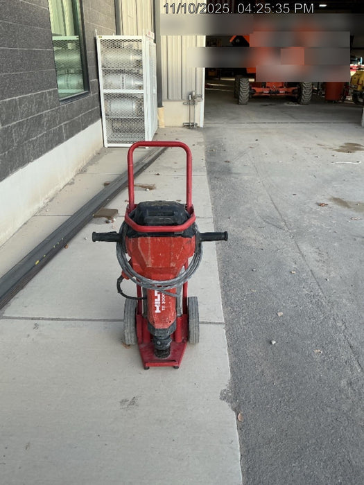 2023 HILTI TE 3000-AVR