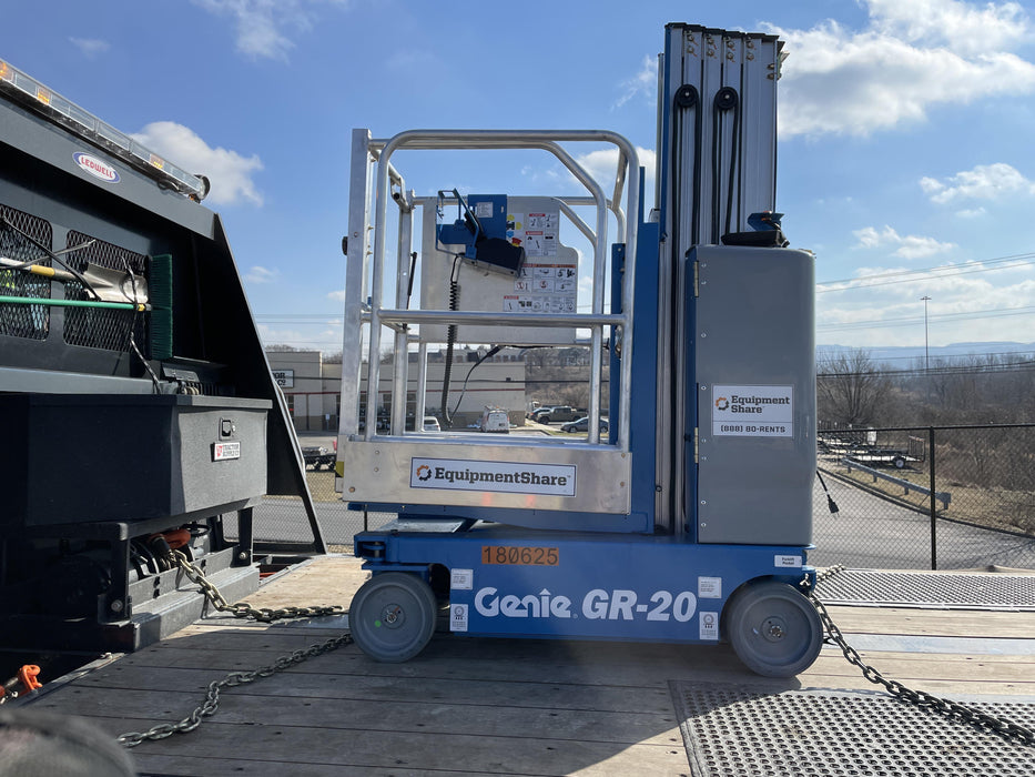 2021 GENIE GR-20