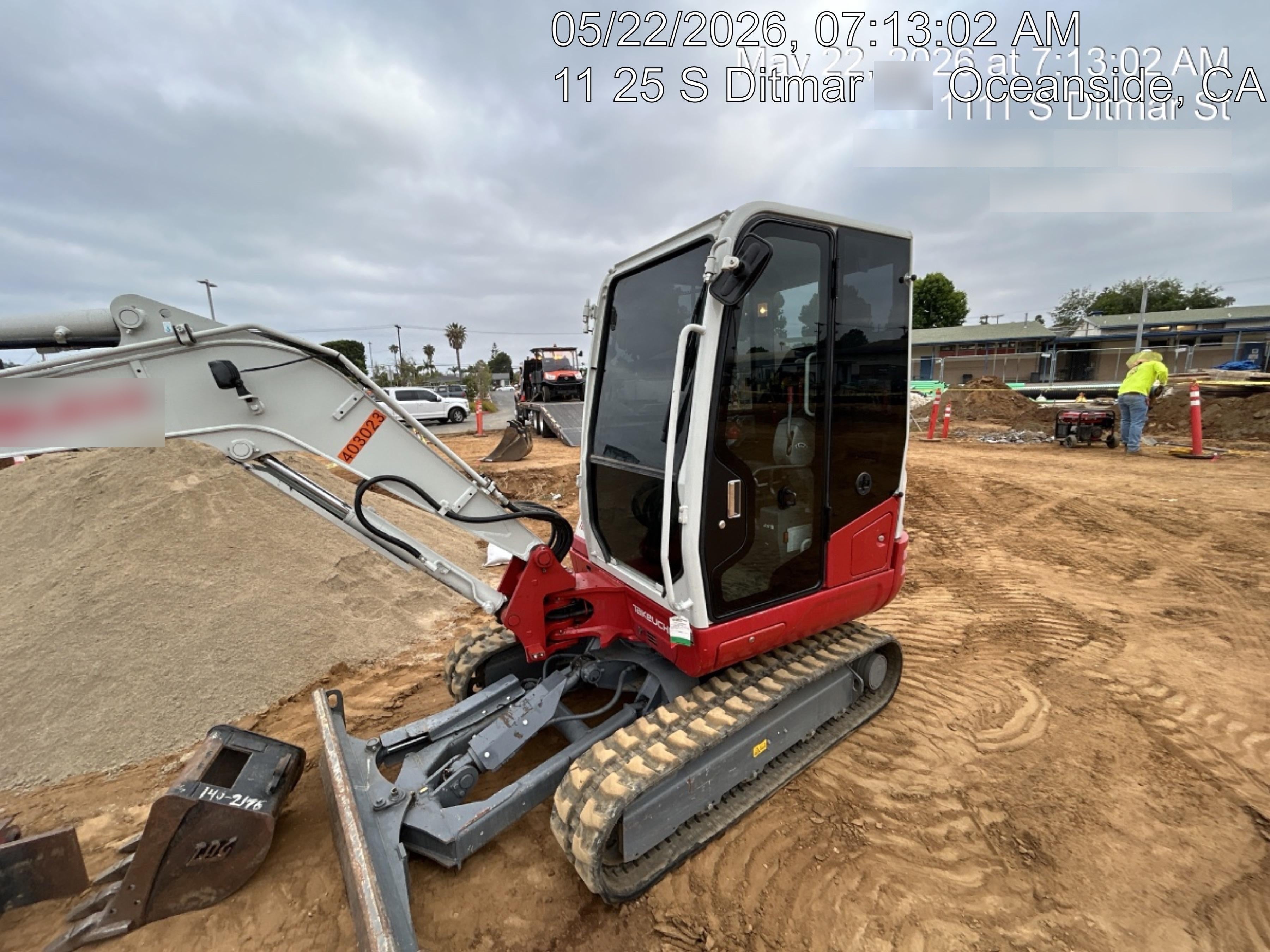 2024 TAKEUCHI TB235-2CRA