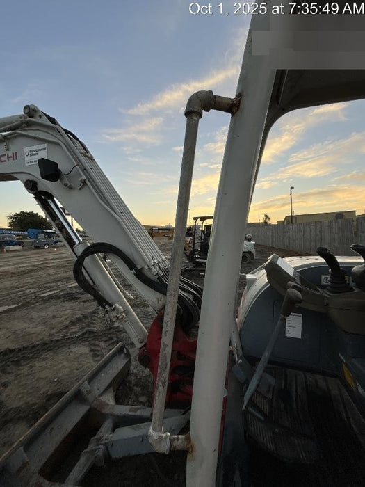 2019 Takeuchi TB260 Canopy, Standard Blade, Auxiliary hydraulics Manual QC, Hydraulic thumb, 12" ,18", 24" Bucket