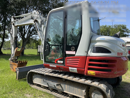 2024 TAKEUCHI TB290-CR