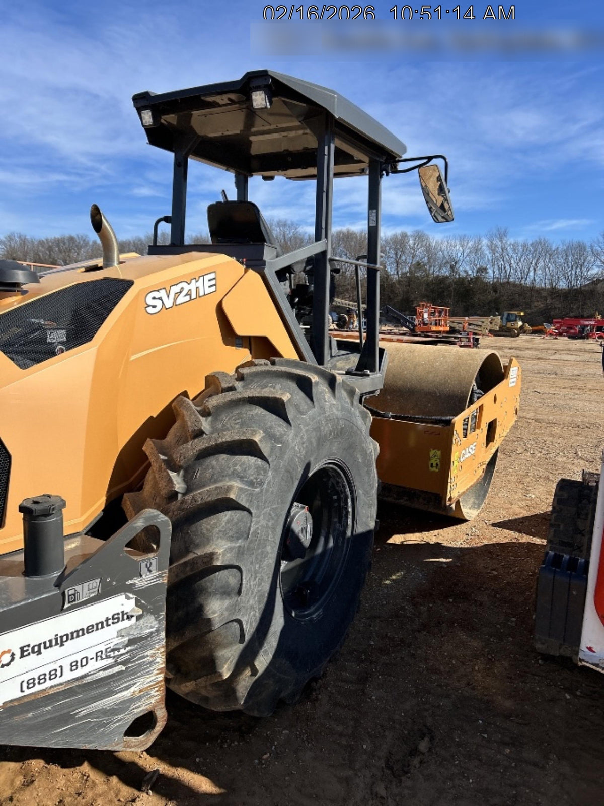 2023 CASE SV211E