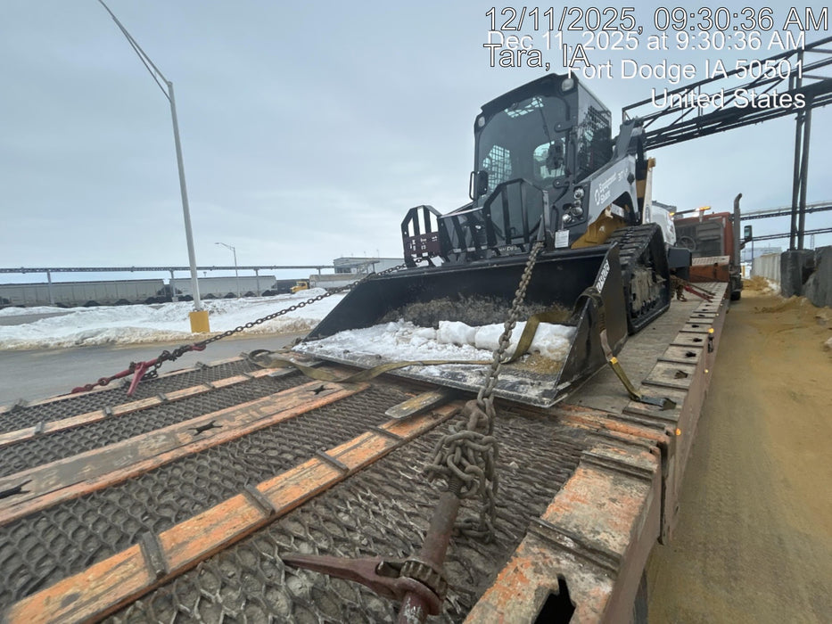 2025 JOHN DEERE 72" Skid Loader Bucket - John Deere C72