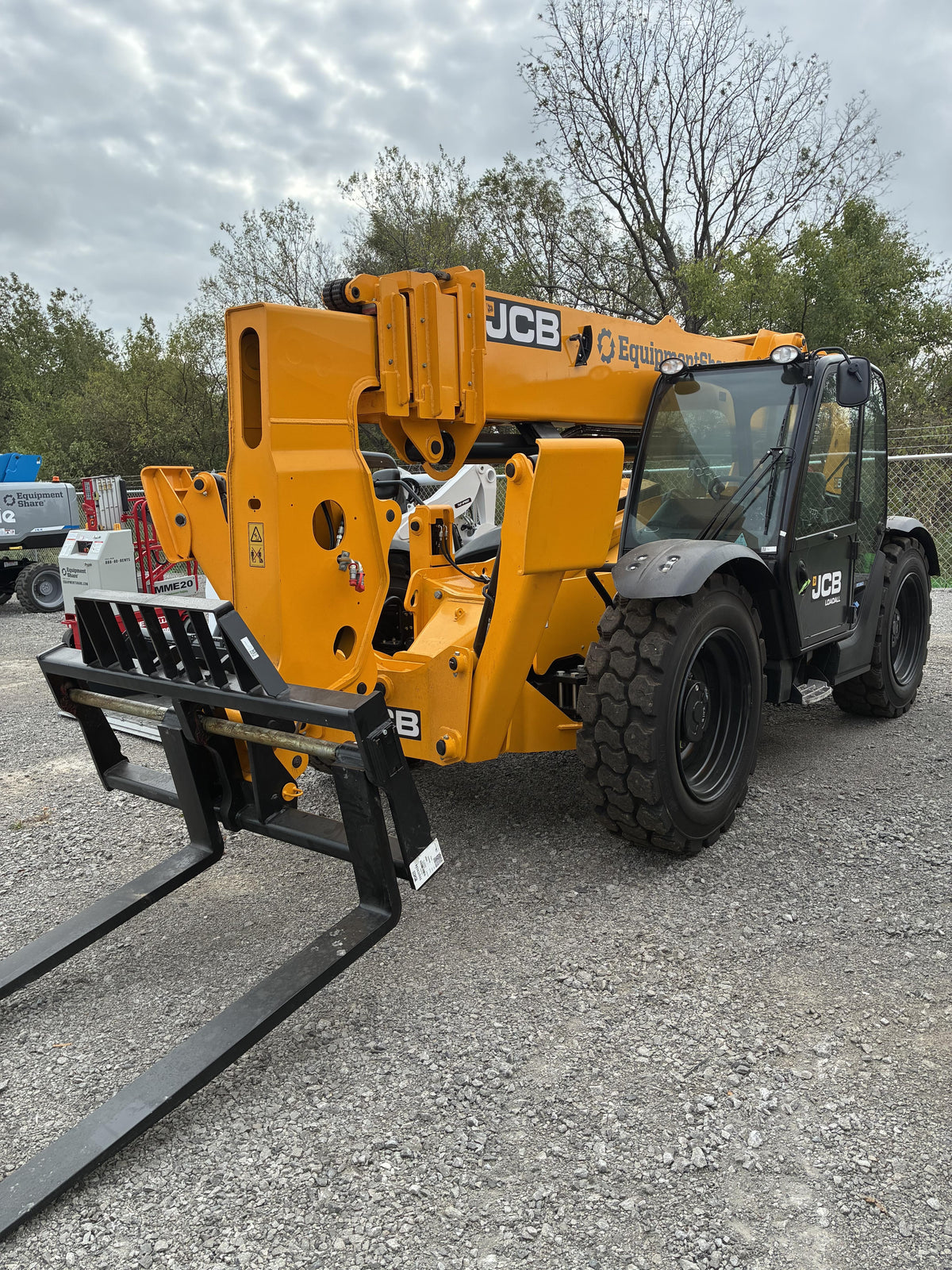 2026 JCB 512-56