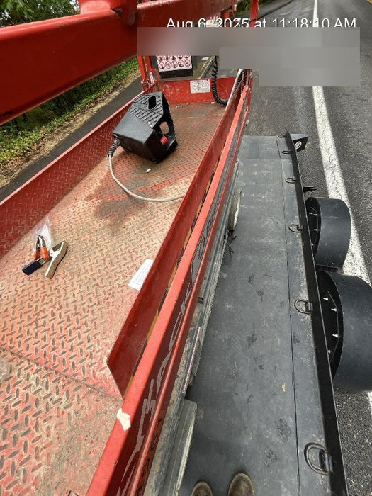 2020 Skyjack SJIII-3220 Solid NM Tires, Half height spring hinged entry gate, Dual Beacons, 6' Powered Extension Deck