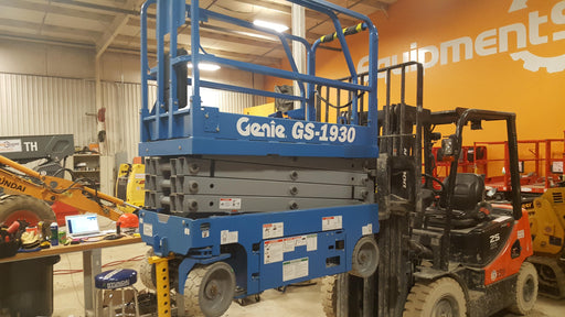 2018 Genie GS-1930 Genie GS-1930 w/Fixed Rail, Chain Entry