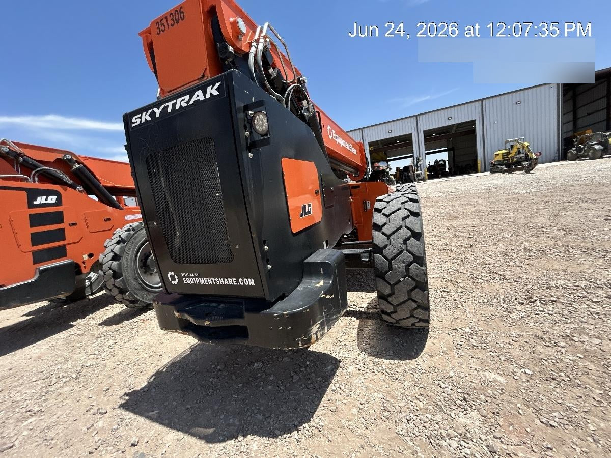 2023 SKYTRAK 12054