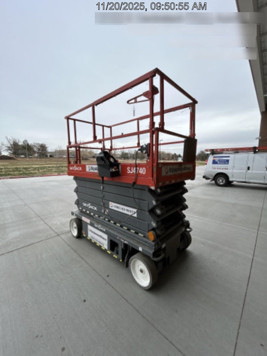 2022 SKYJACK SJ4740