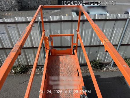 2022 JLG ES2632