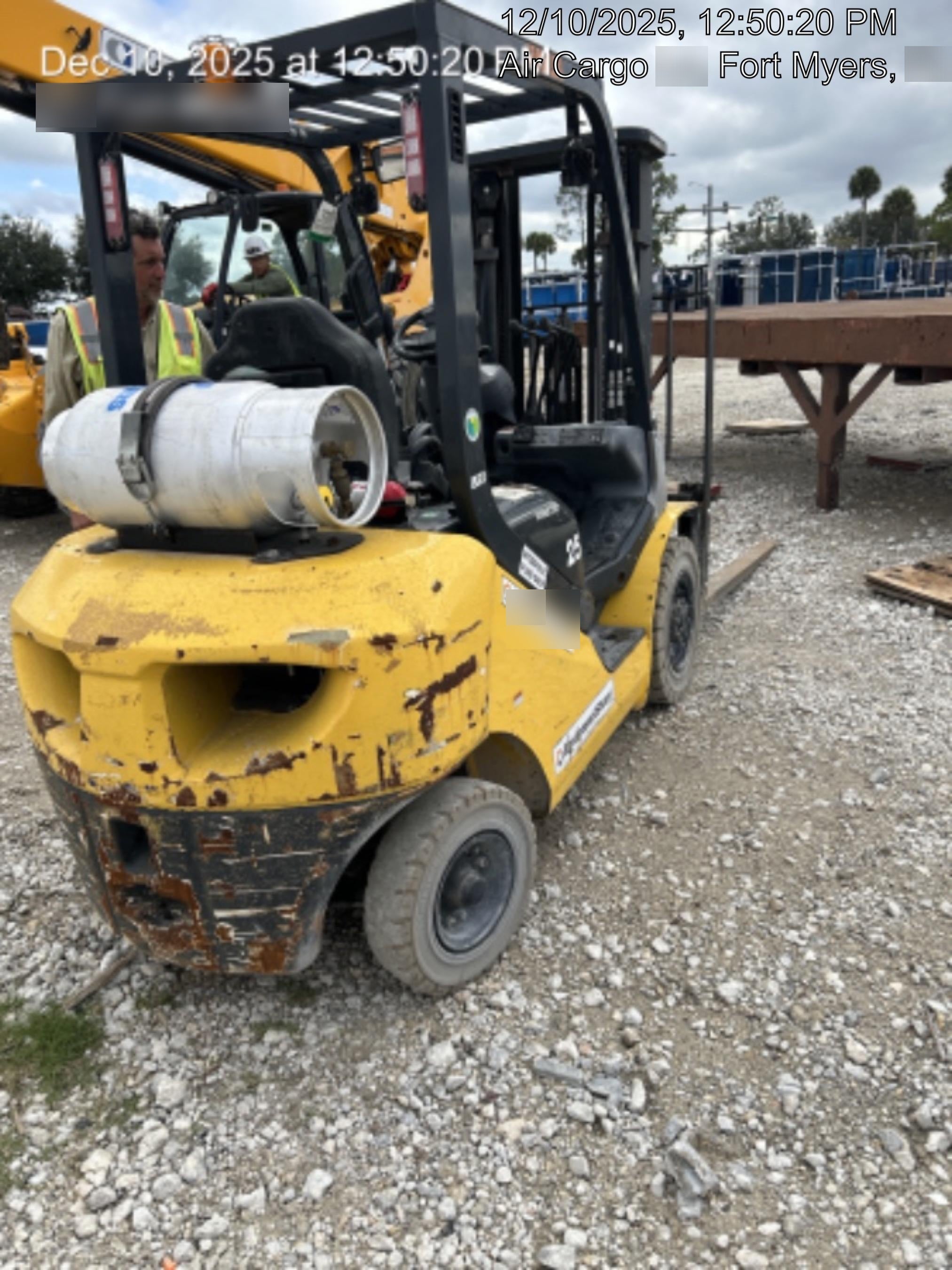 2022 KOMATSU FG25T-16