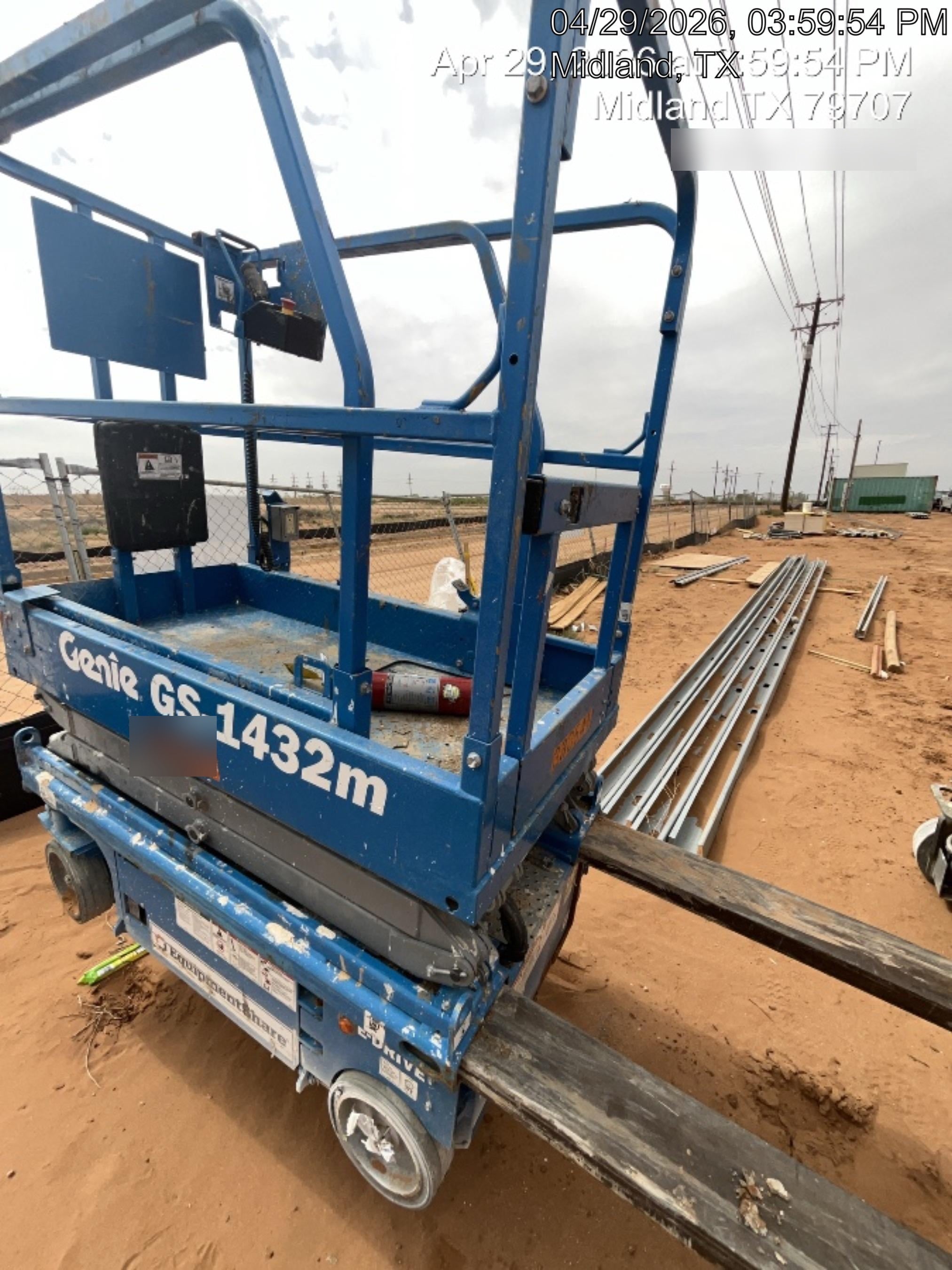 2023 GENIE GS-1432