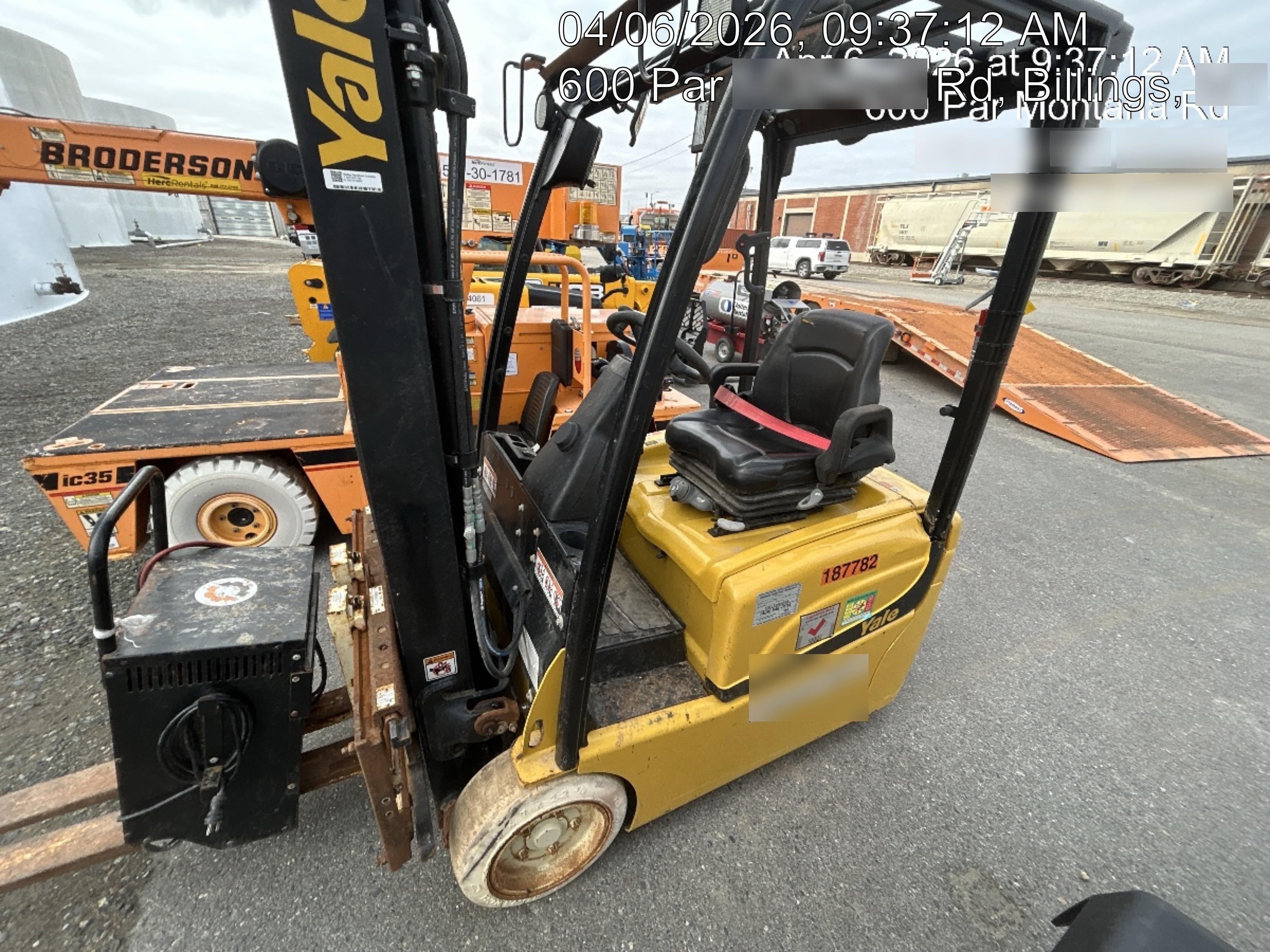 2021 YALE ERP030VT