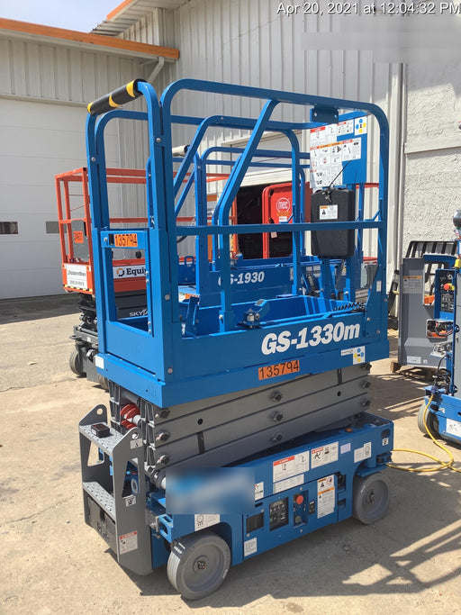 2021 GENIE GS-1330m