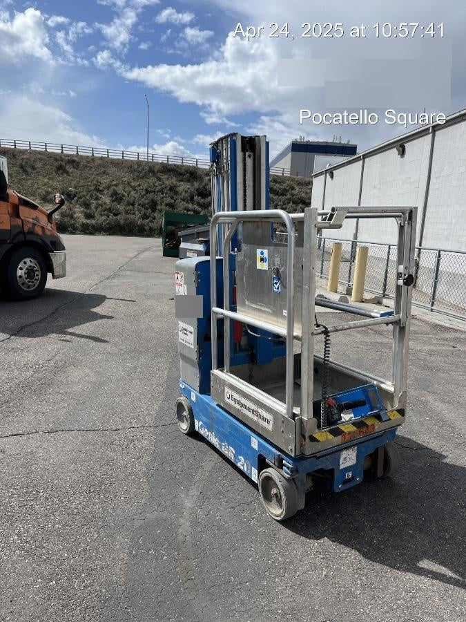 2020 GENIE GR-20