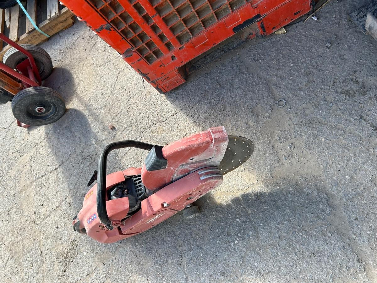 2023 HILTI TE 3000-AVR