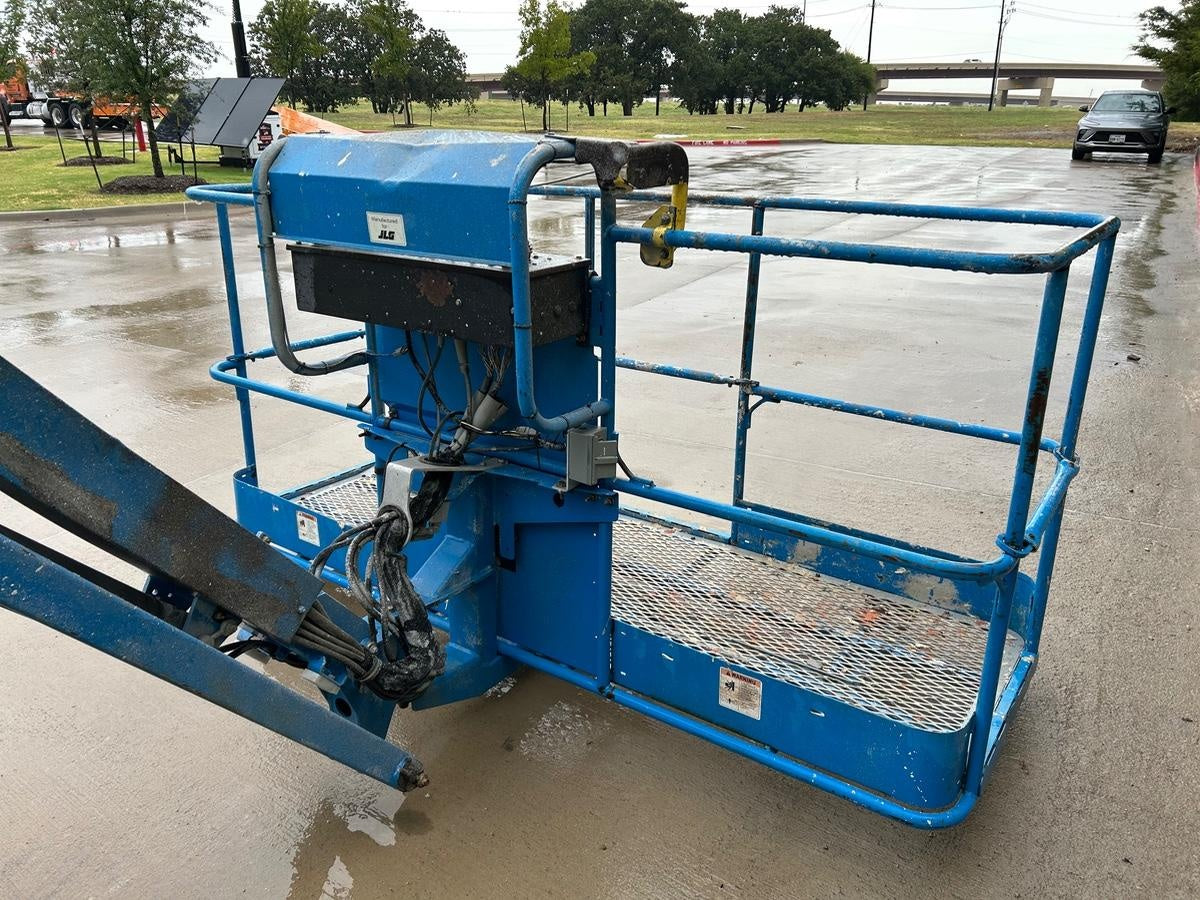 2017 GENIE S-65