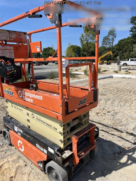 2022 JLG R1932