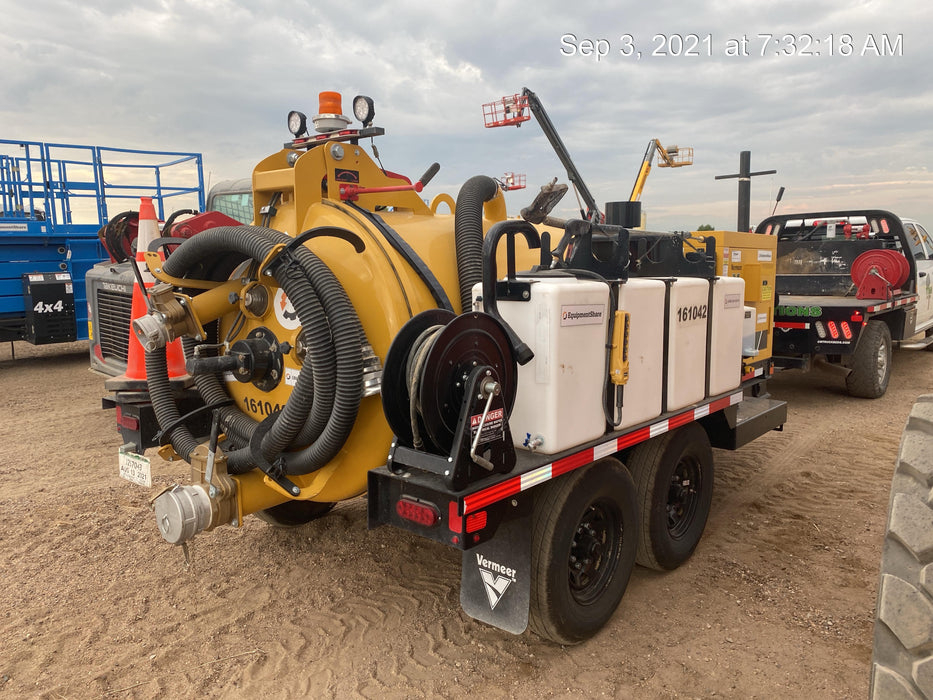 2021 Vac-Tron LP573XDT T4 Koehler Diesel Engine, 500 Gallon Debris Tank, x2 100 Gallon Water Tanks