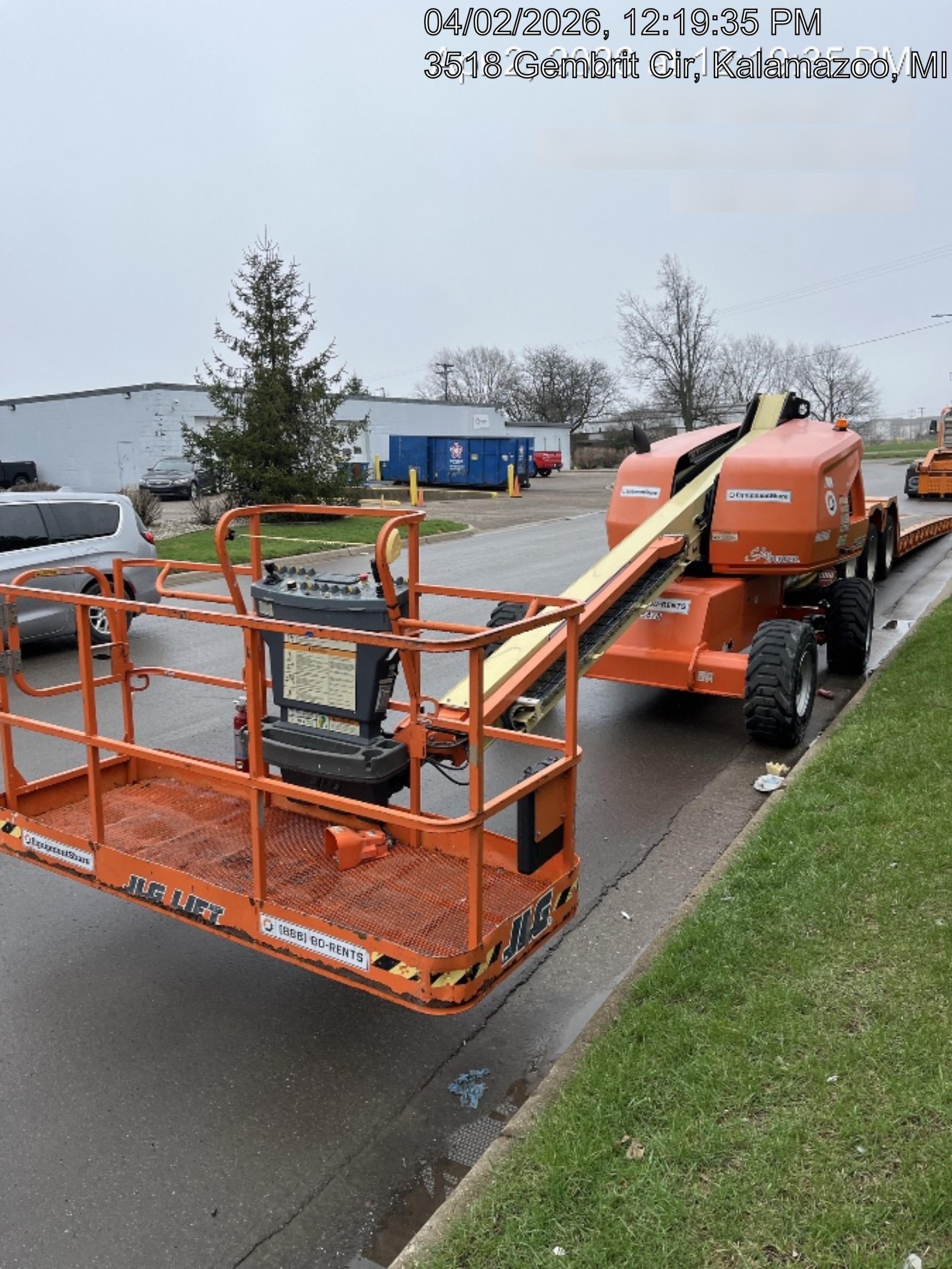 2021 JLG 400S