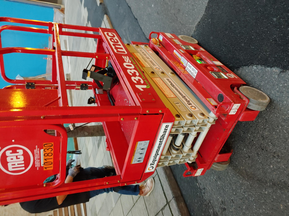 2020 MEC 1330SE Solid NM Tires, Steel Swing out Doors, LCS, Beacon, 900W Invertor