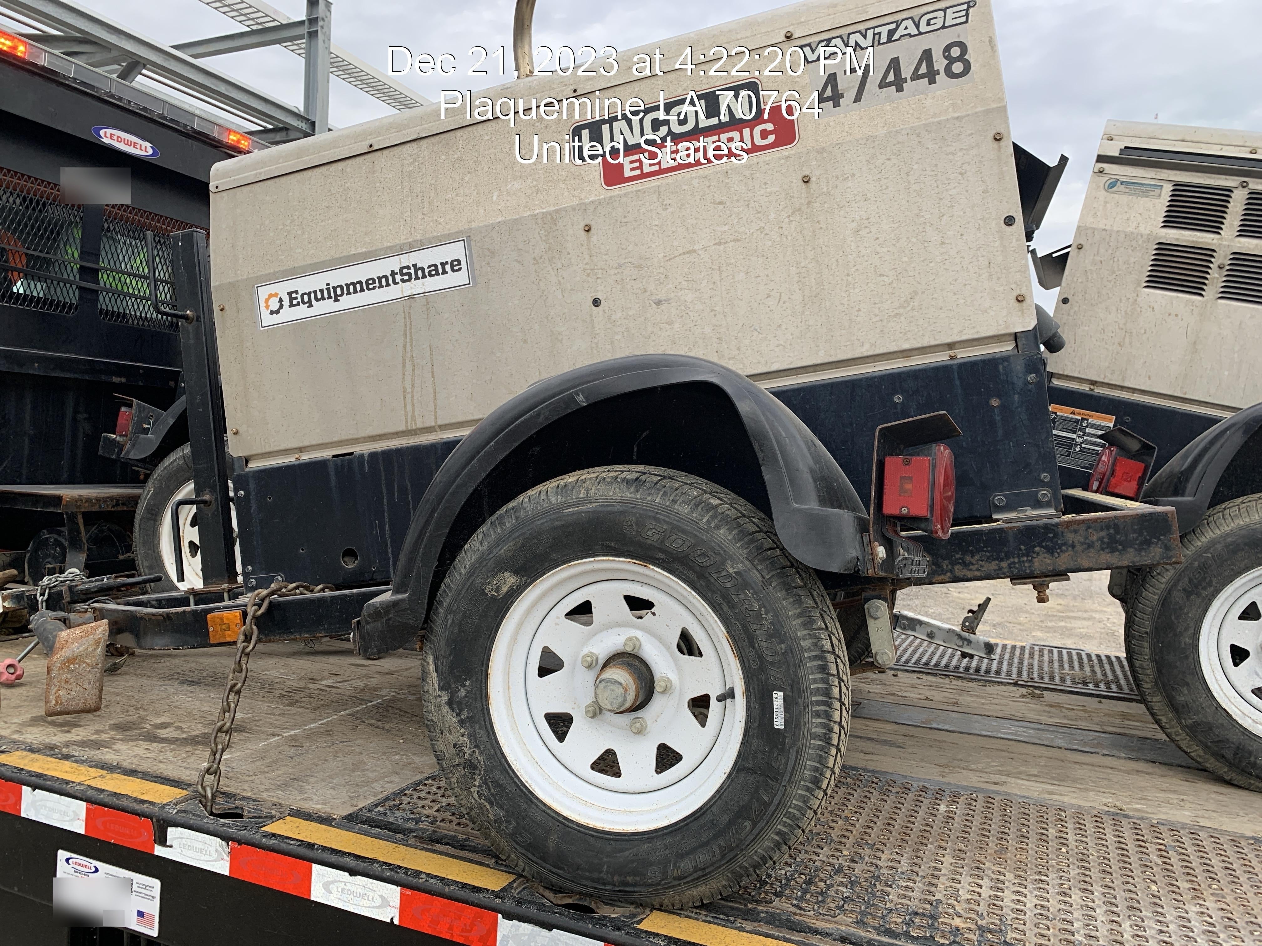 2019 Lincoln Electric Vantage 322 Ready-Pak 3, Two Wheel Trailer, Fender and Light Kit, Cable Rack