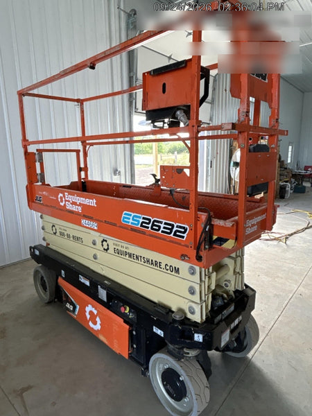 2022 JLG ES2632