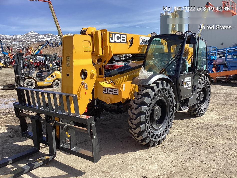 2022 JCB 509-42