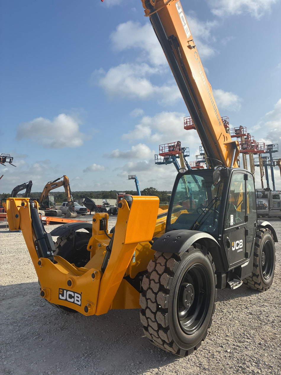 2026 JCB 510-56