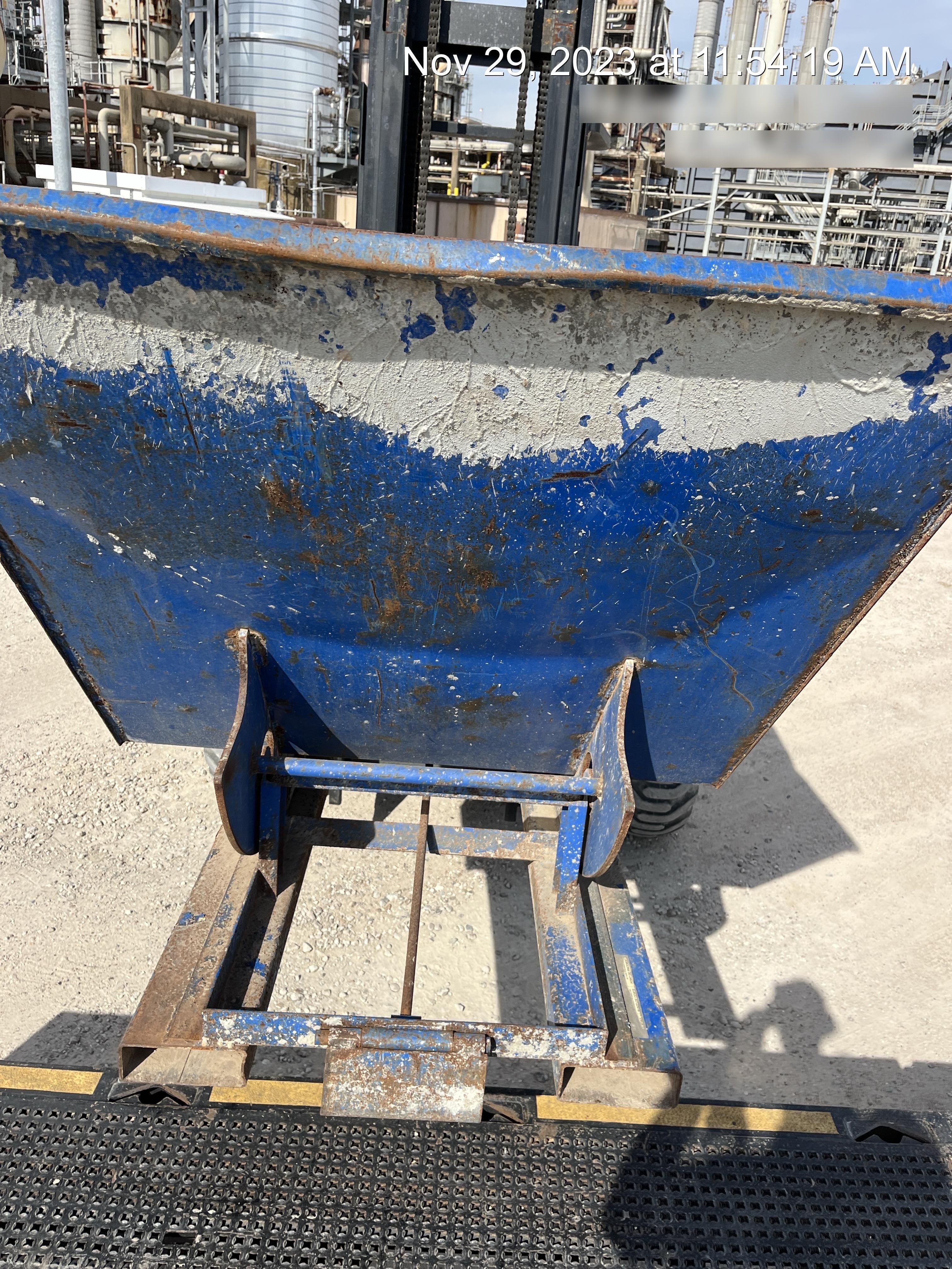 2019 UPRIGHT Forklift Hopper