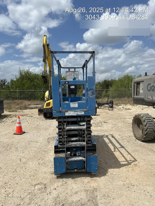 2018 Genie GS-3232 Genie GS3232 Lift w/Folding Rails and Swing Gate