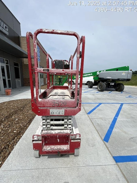 2016 MEC 1330SE MEC 1330SE Scissor Lift