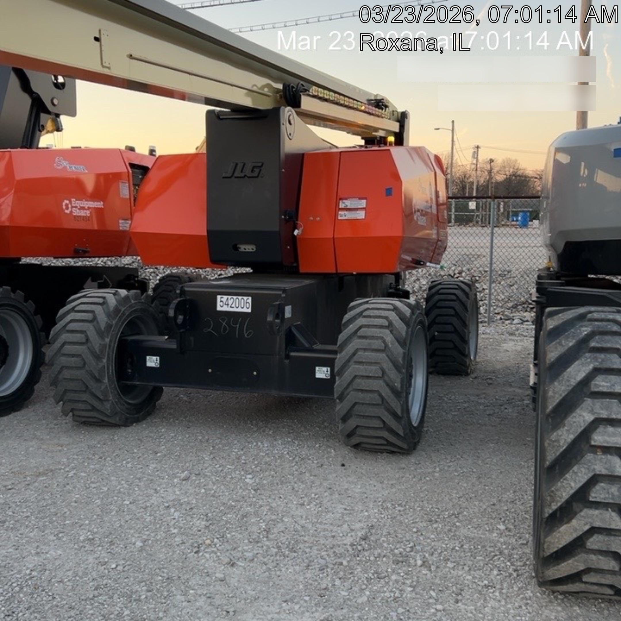 2025 JLG 800AJ