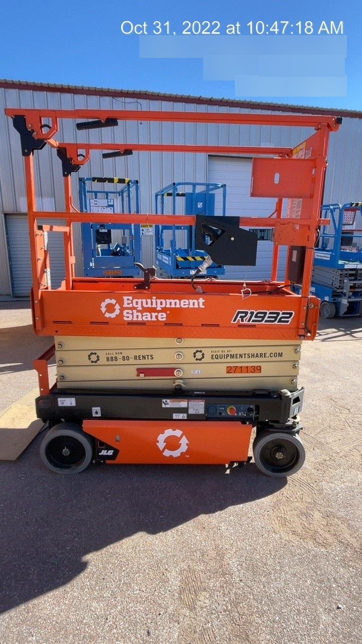 2022 JLG R1932