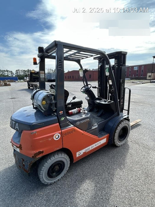 2022 TOYOTA 50-8FGU25