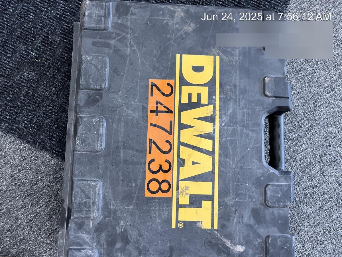 2022 DEWALT D25481