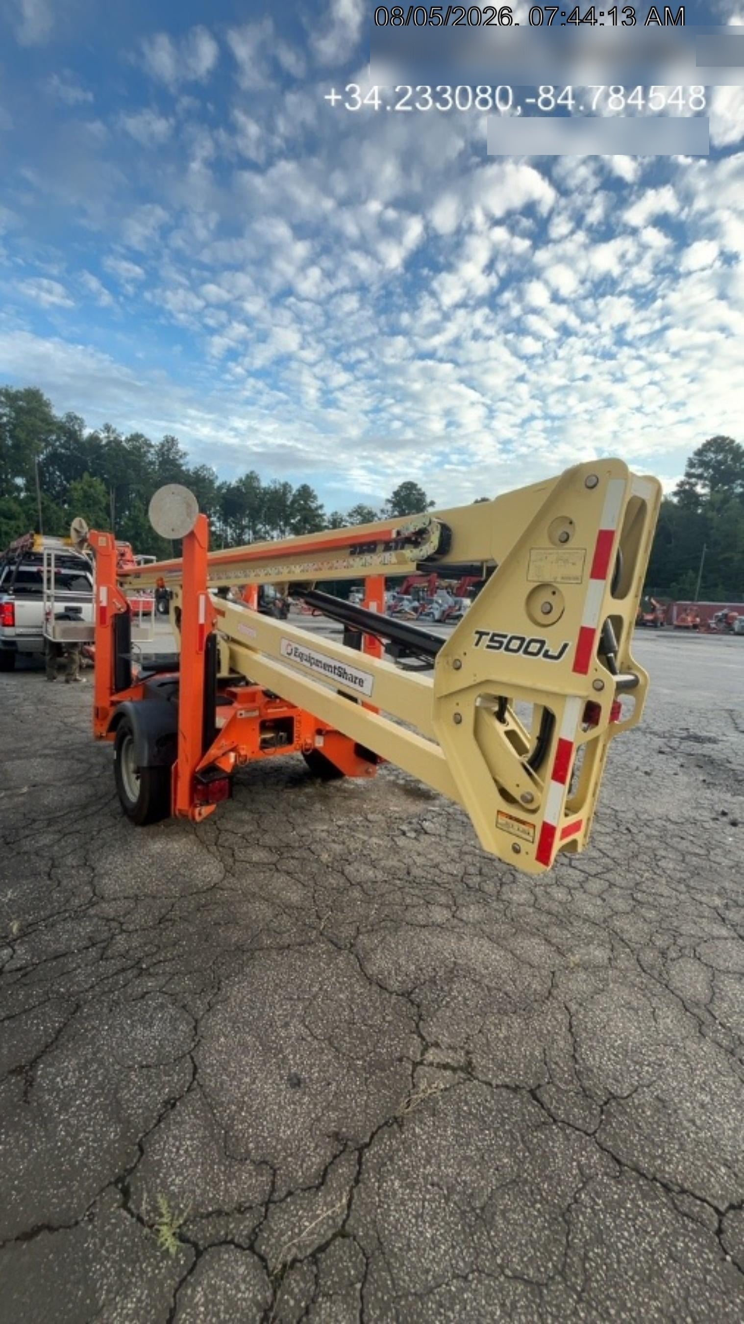 2022 JLG T500J