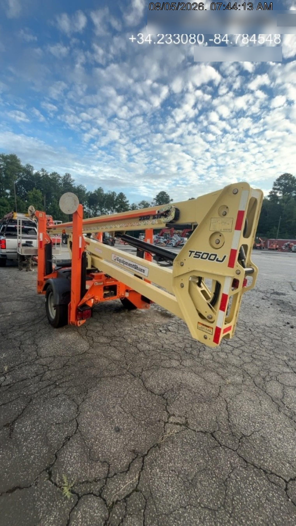 2022 JLG T500J