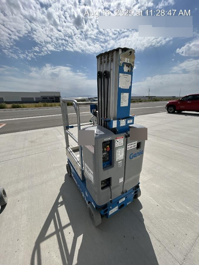 2019 GENIE GR-20