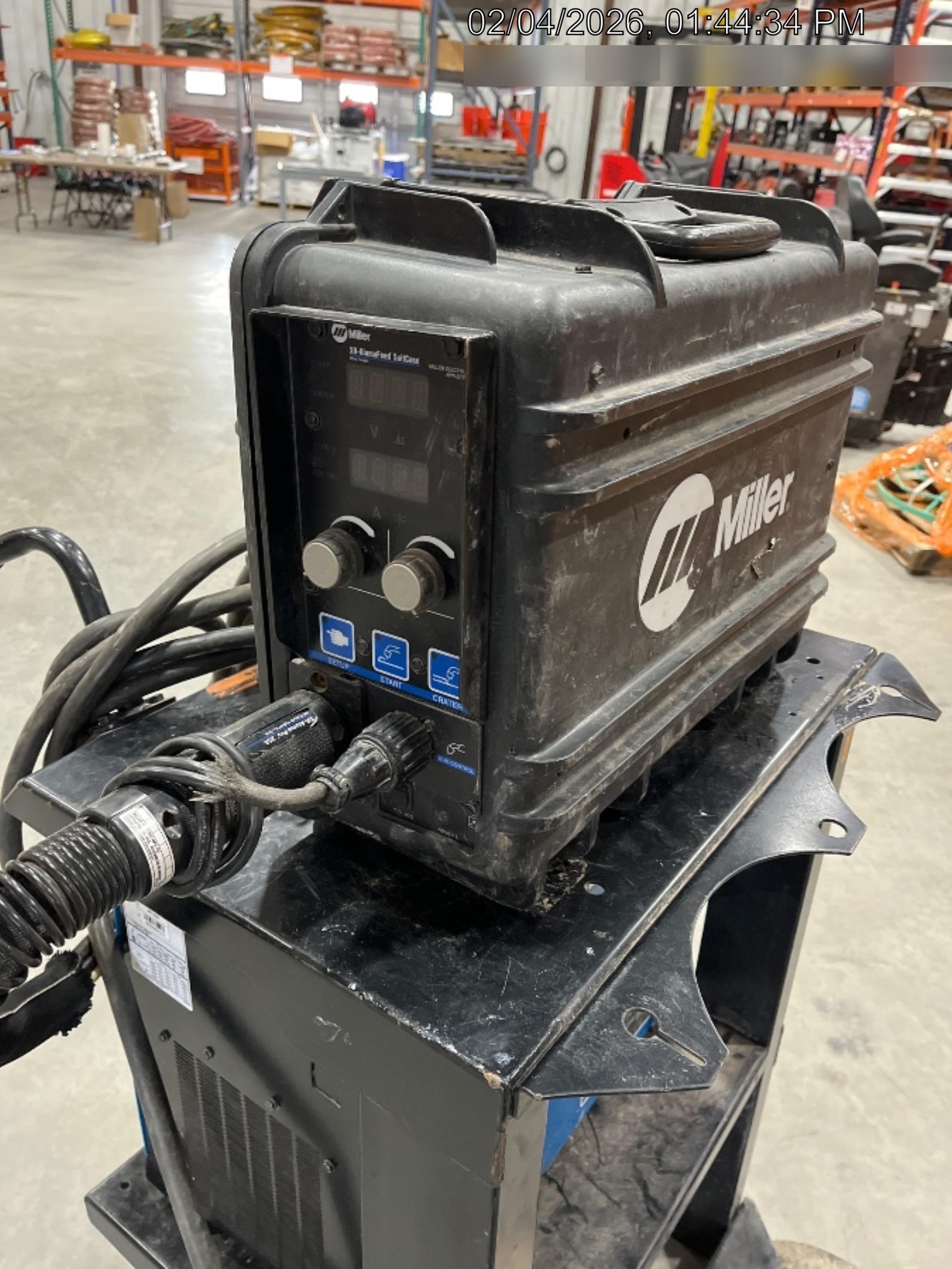 2023 MILLER ELECTRIC XR-AlumaFeed