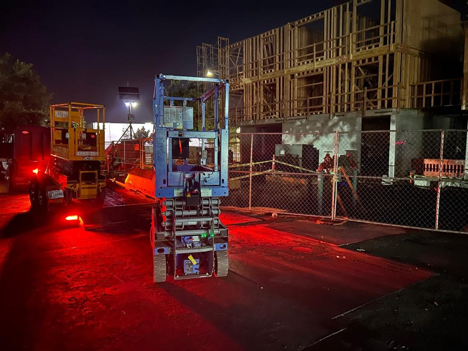 2020 Genie GS-1930 Solid Non Marking Tires, Beacon, Folding rails with half height swing gate, 800W Inverter