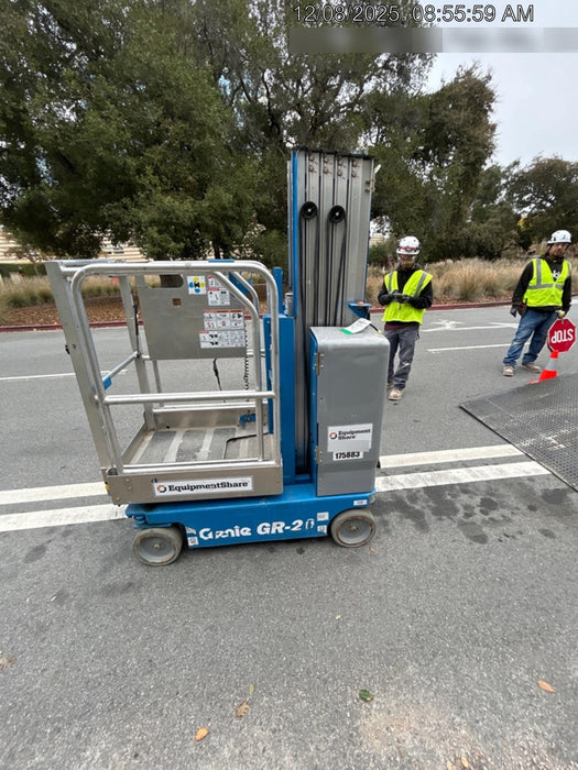 2021 GENIE GR-20