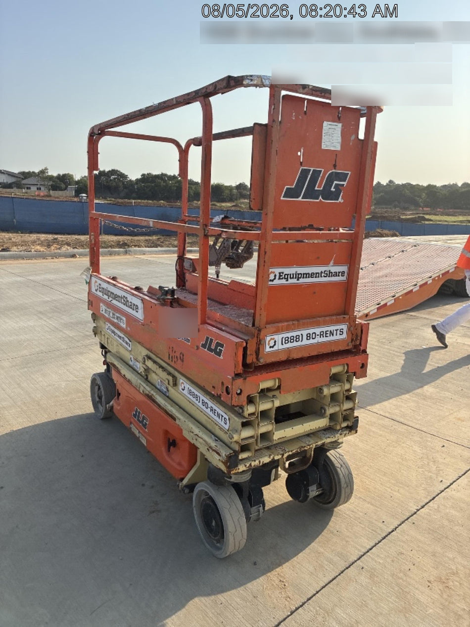 2016 JLG 1930ES