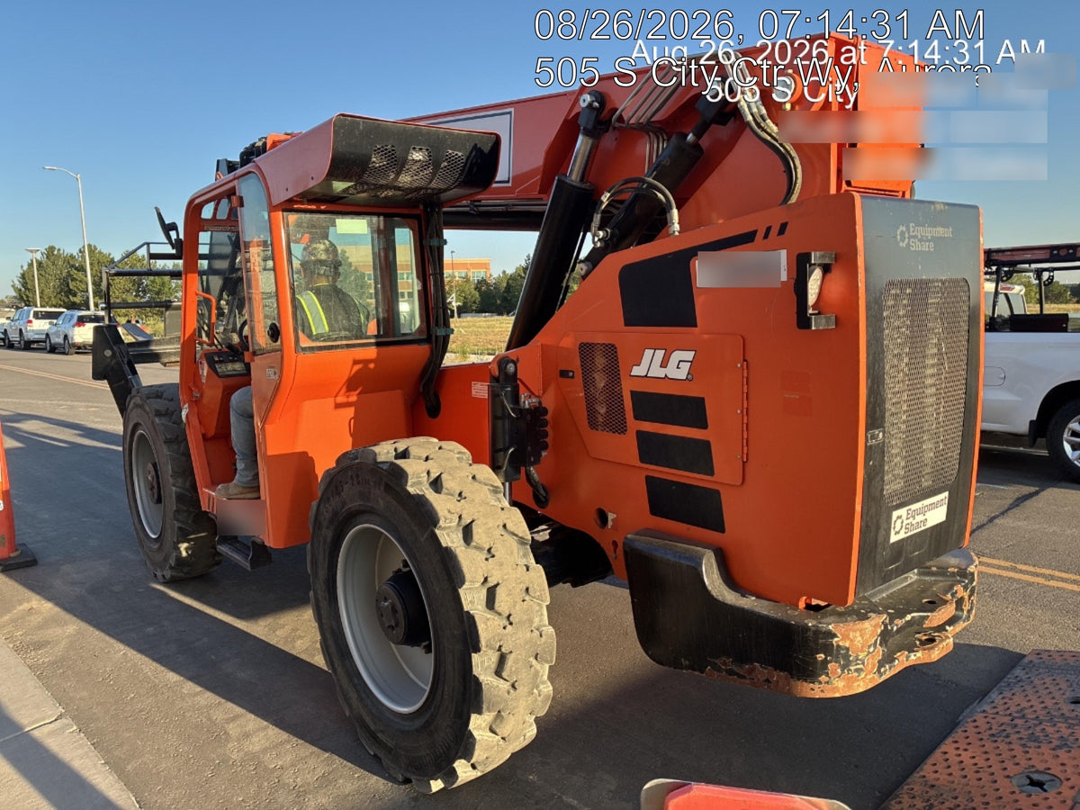 2020 Skytrak 10054 Cab/Heat/Air, Solid Tires, Work Lights, Beacon, Aux Hydraulics, Back up Alarm, Lifting Eye, ES Decals