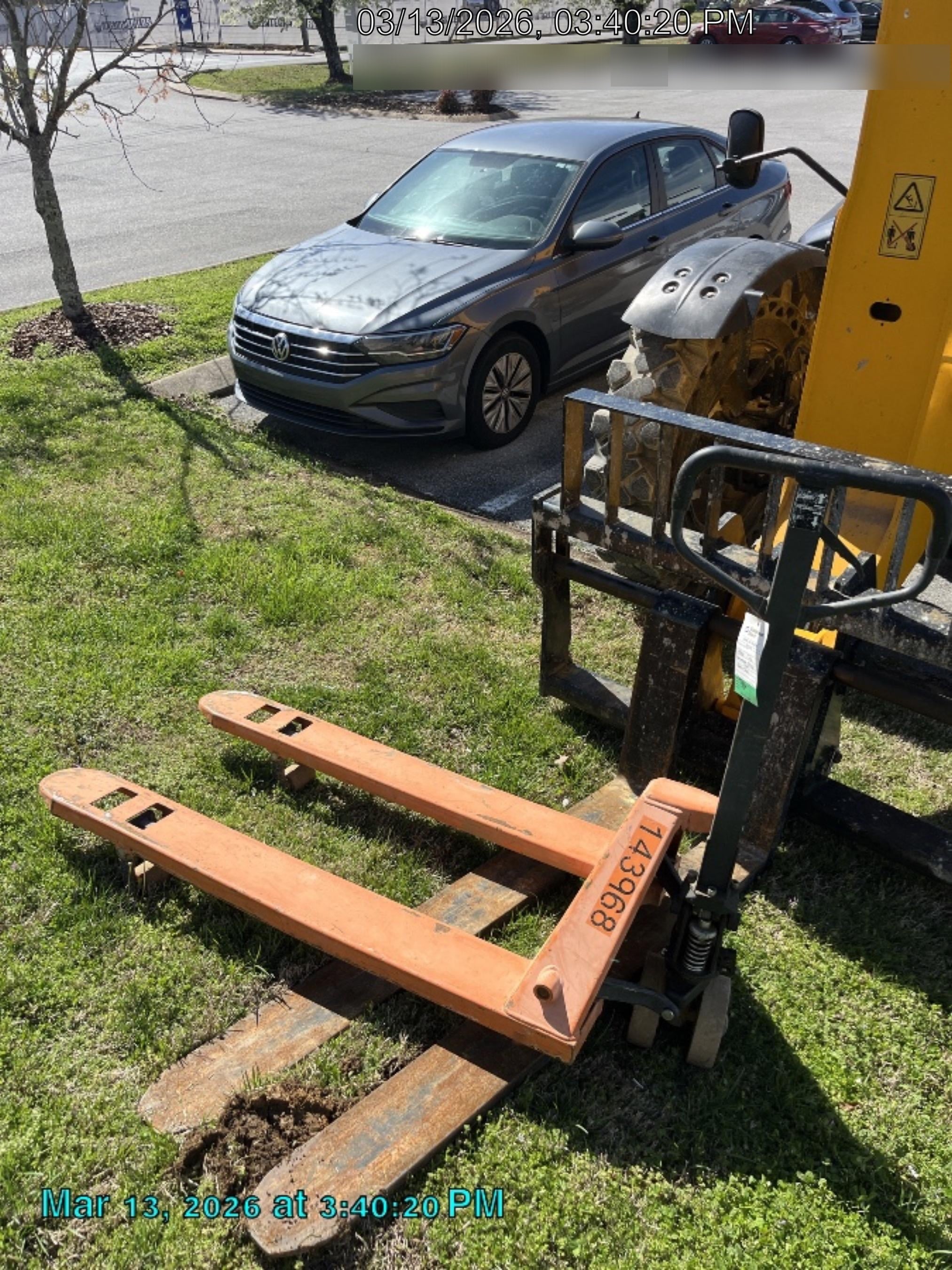 2021 HAUL MASTER 2.5 Ton Manual Pallet Jack
