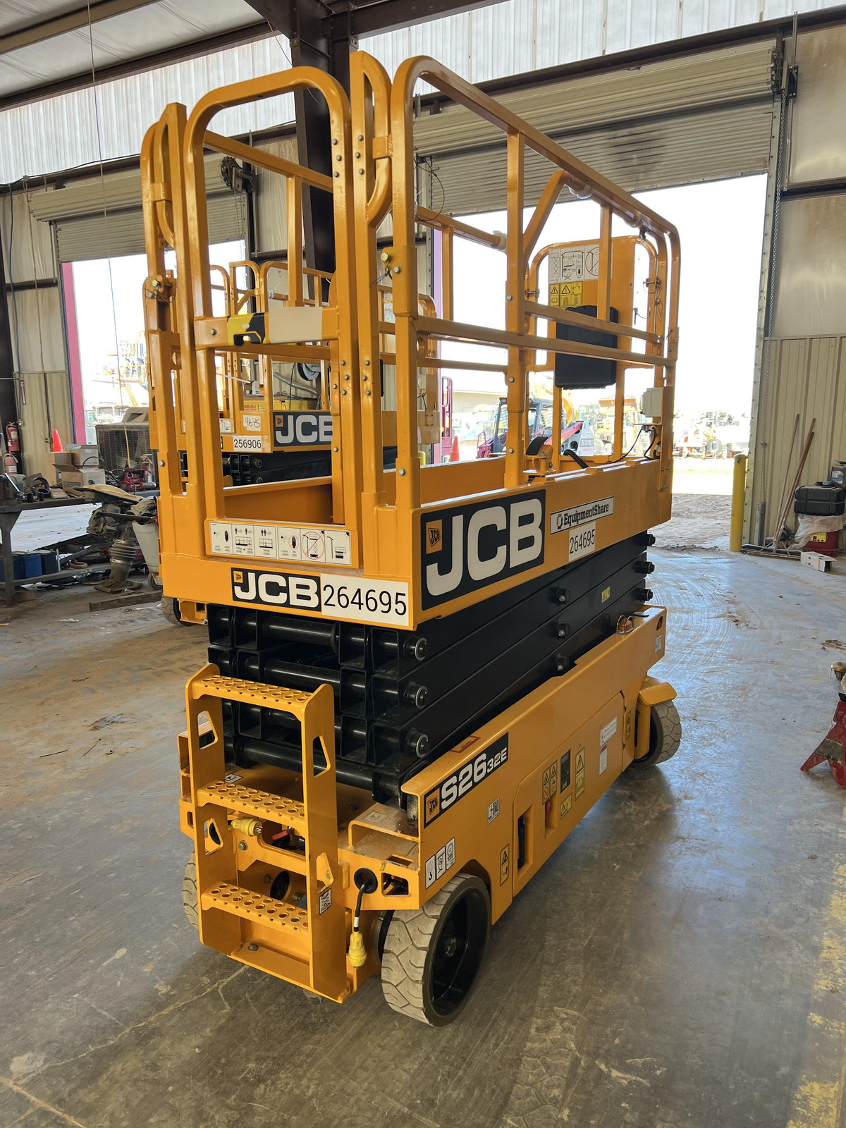 2022 JCB S2632E