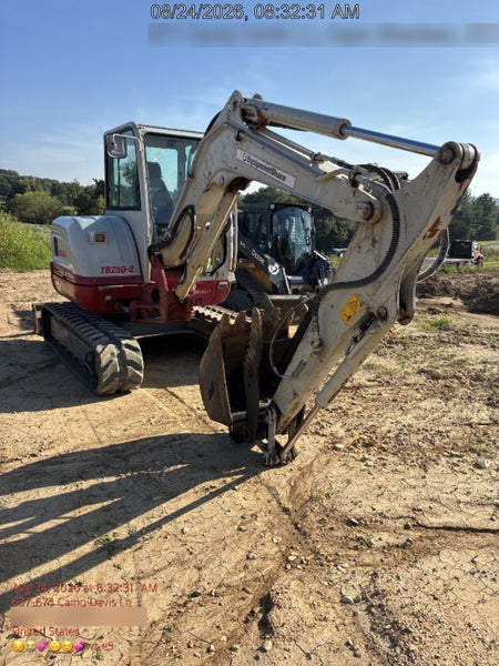 2022 TAKEUCHI TB250-2CR