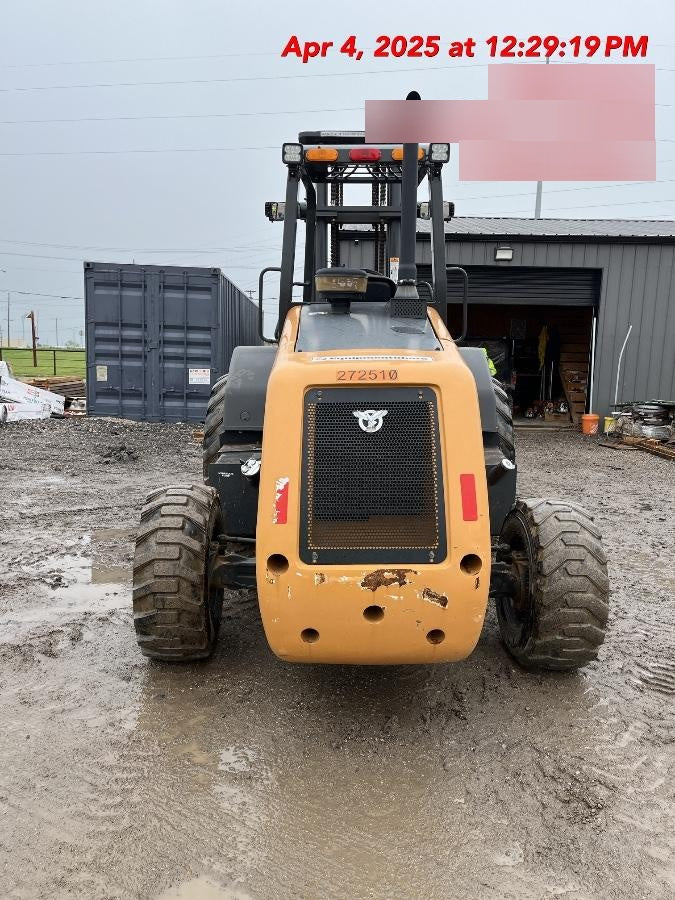 2023 CASE 588H