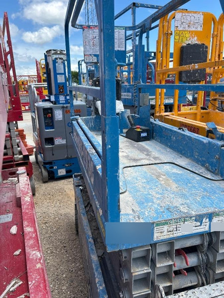 2018 Genie GS-1930 Genie GS-1930 w/Fixed Rail, Chain Entry