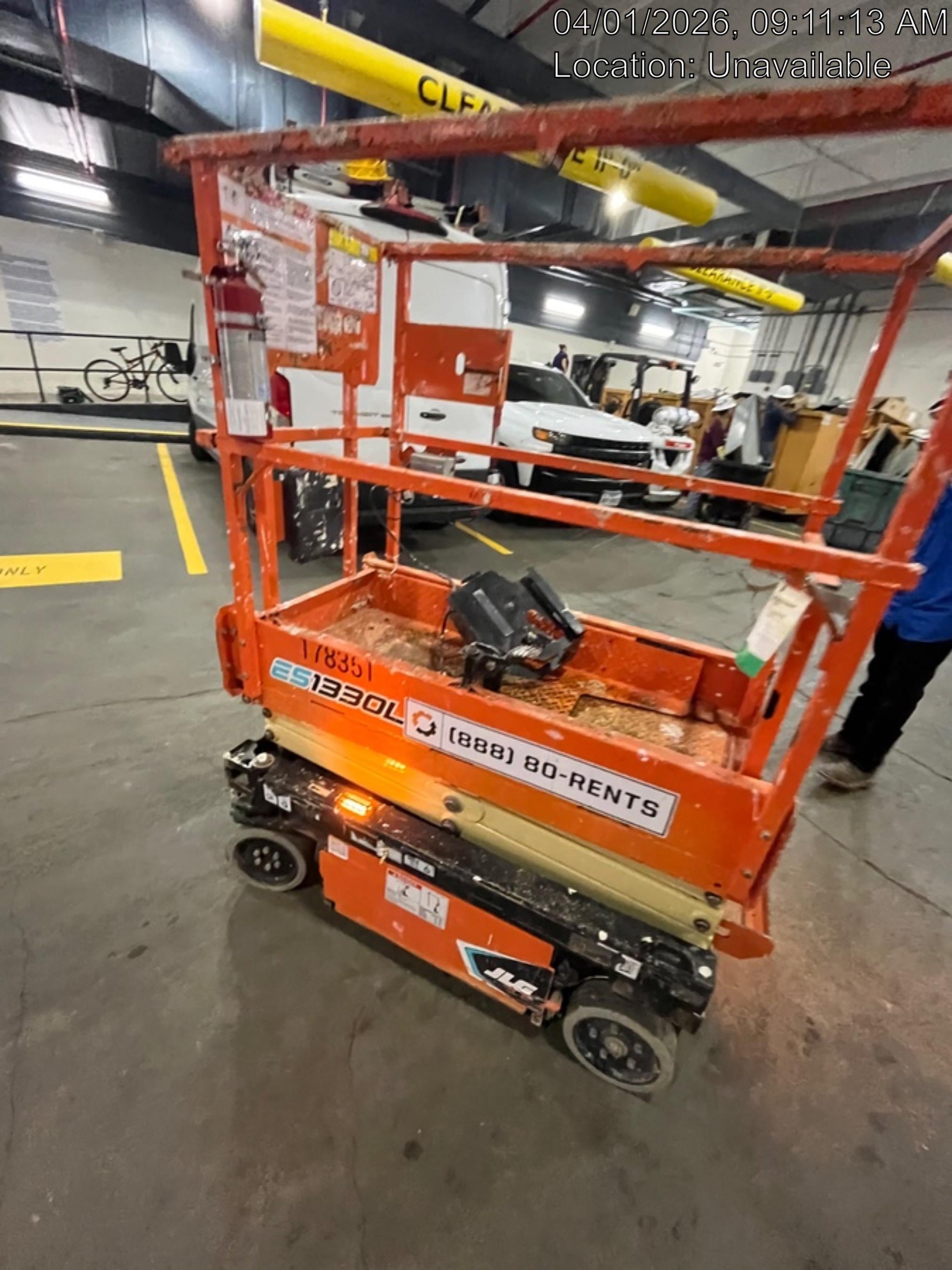 2021 JLG ES1330L