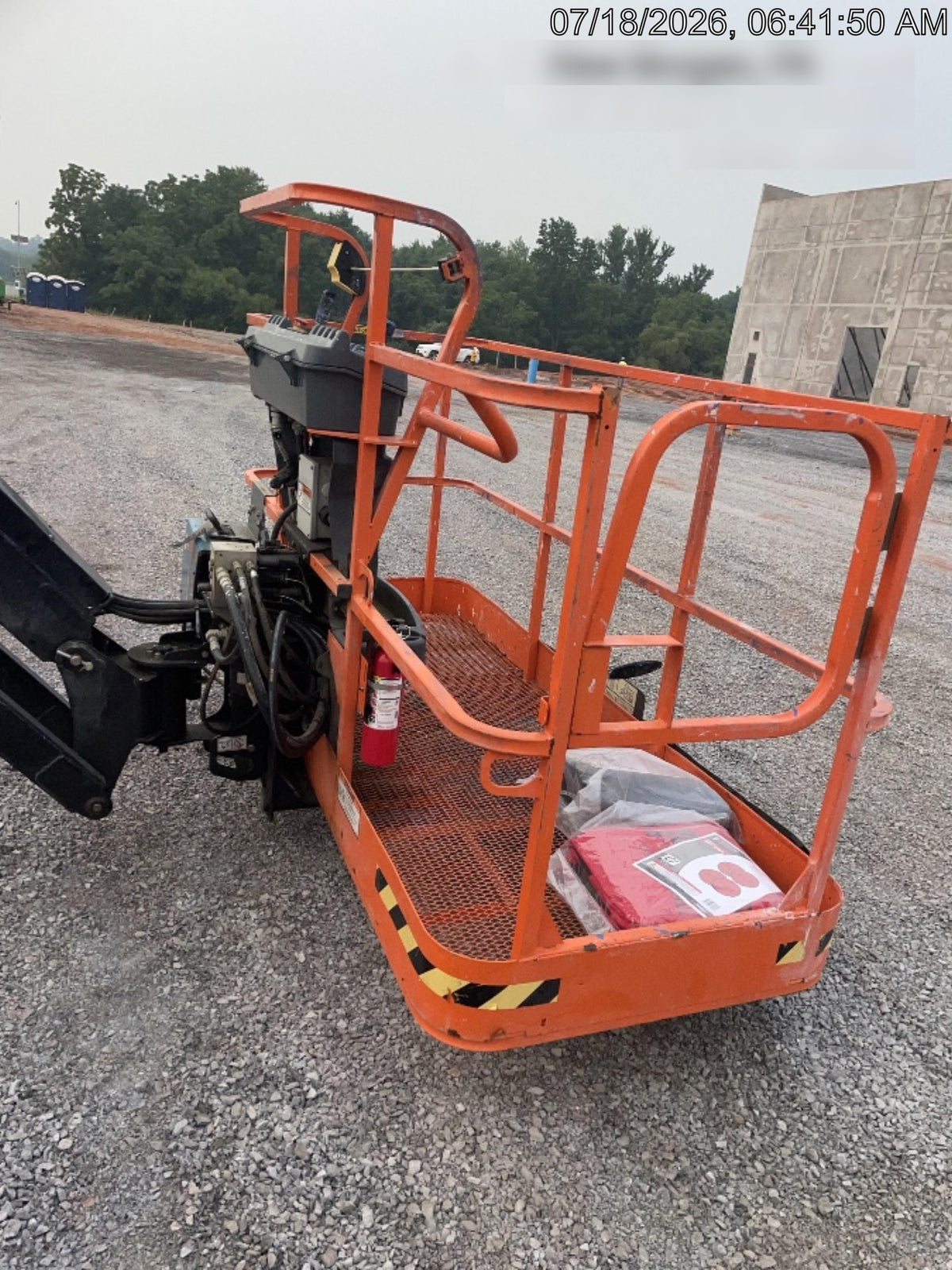 2025 JLG 660SJ